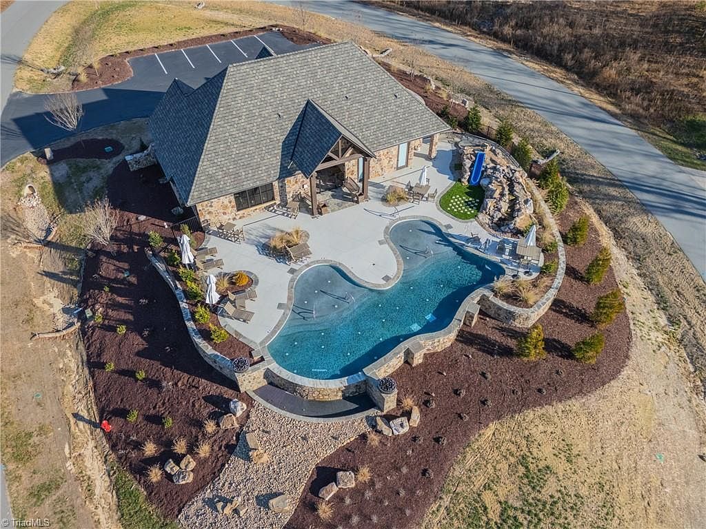 7962 Boathouse Way #25 Stokesdale, NC 27357 - Thumbnail 3