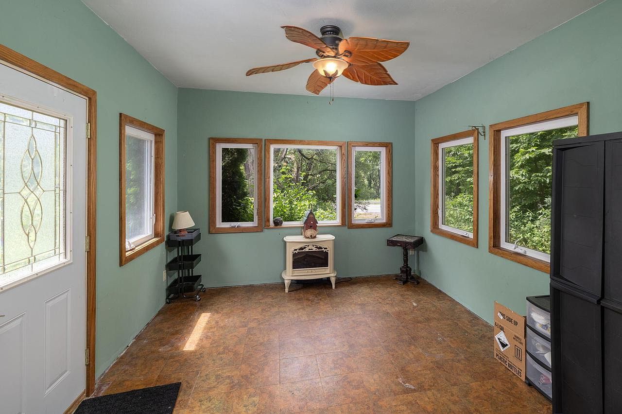 E590 Mundsack Rd Genoa, WI 54632 - Thumbnail 3