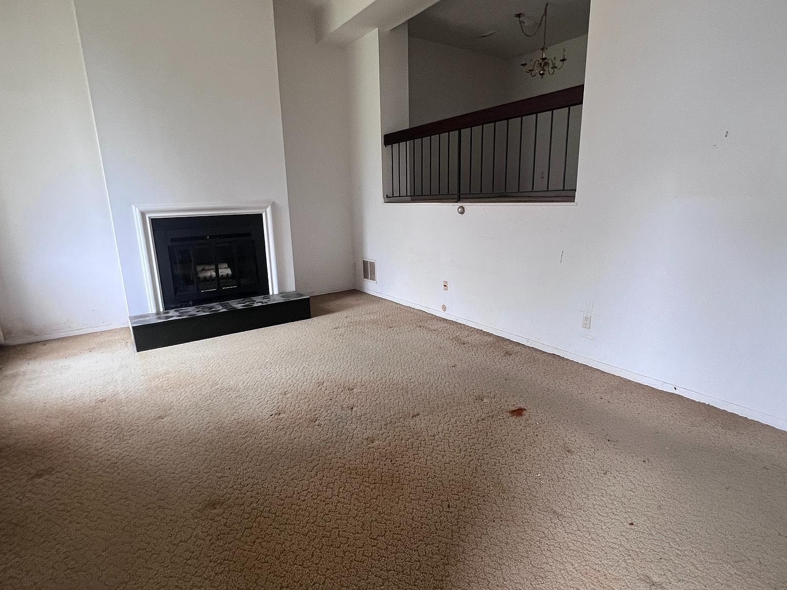 171 Hollingston Pl East Windsor, NJ 08520 - Thumbnail 3