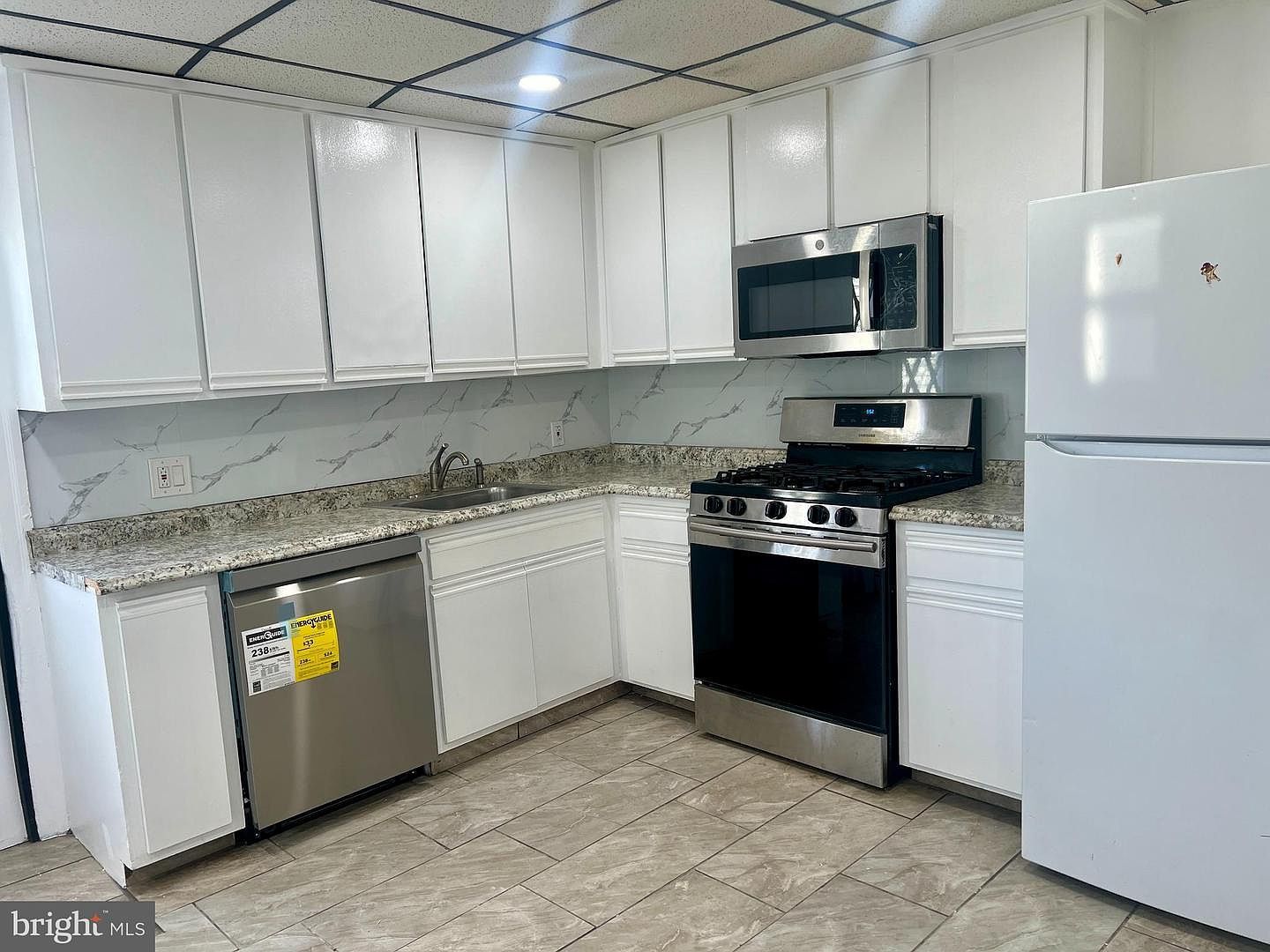 1134 Brunswick Ave Trenton, NJ 08638 - Thumbnail 3