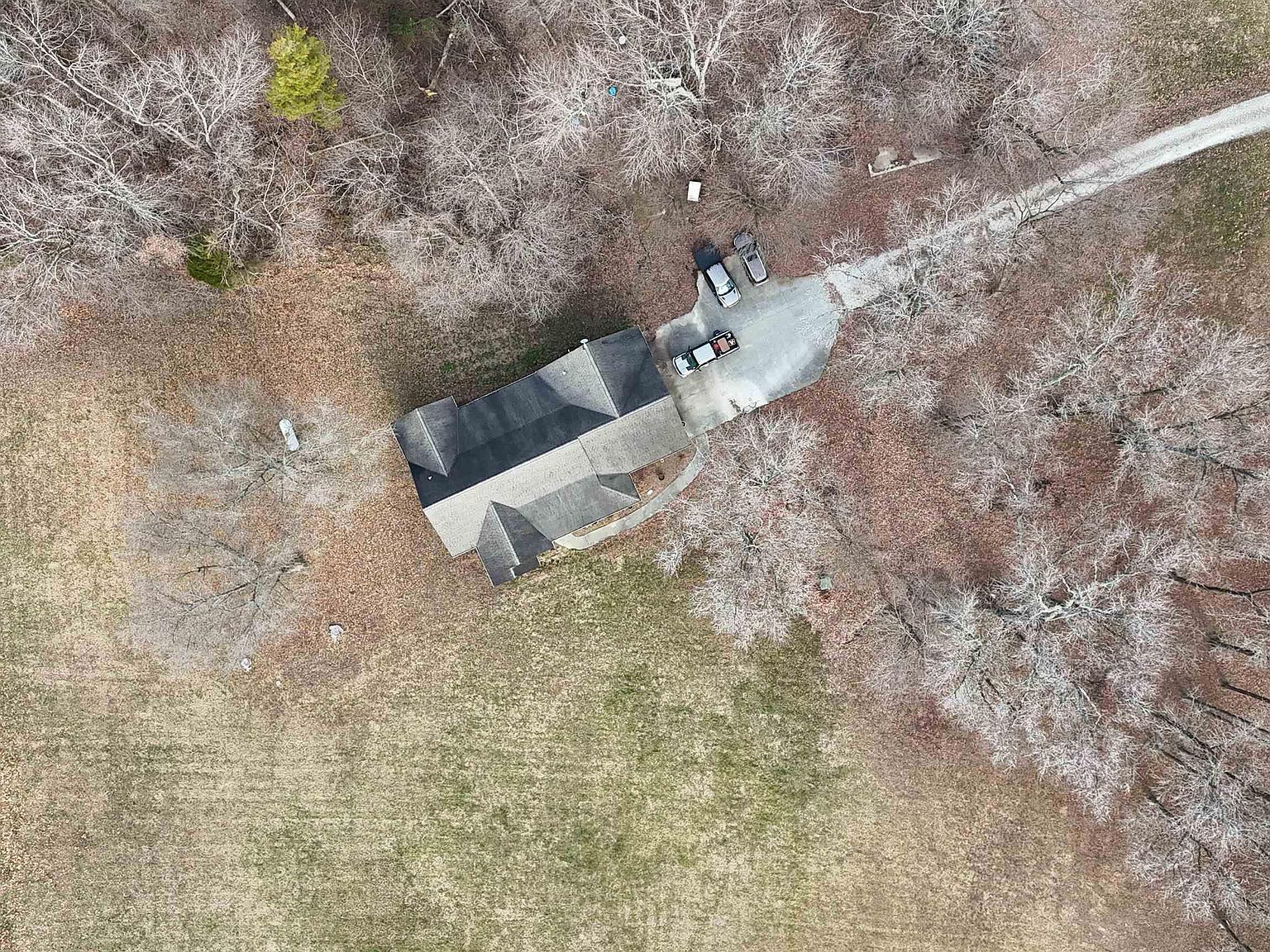 2577 E 600 S Huntingburg, IN 47542 - Thumbnail 3