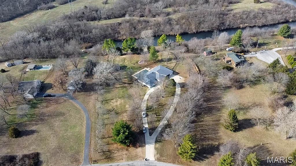 109 Pecan Ln Belleville, IL 62223 - Thumbnail 3