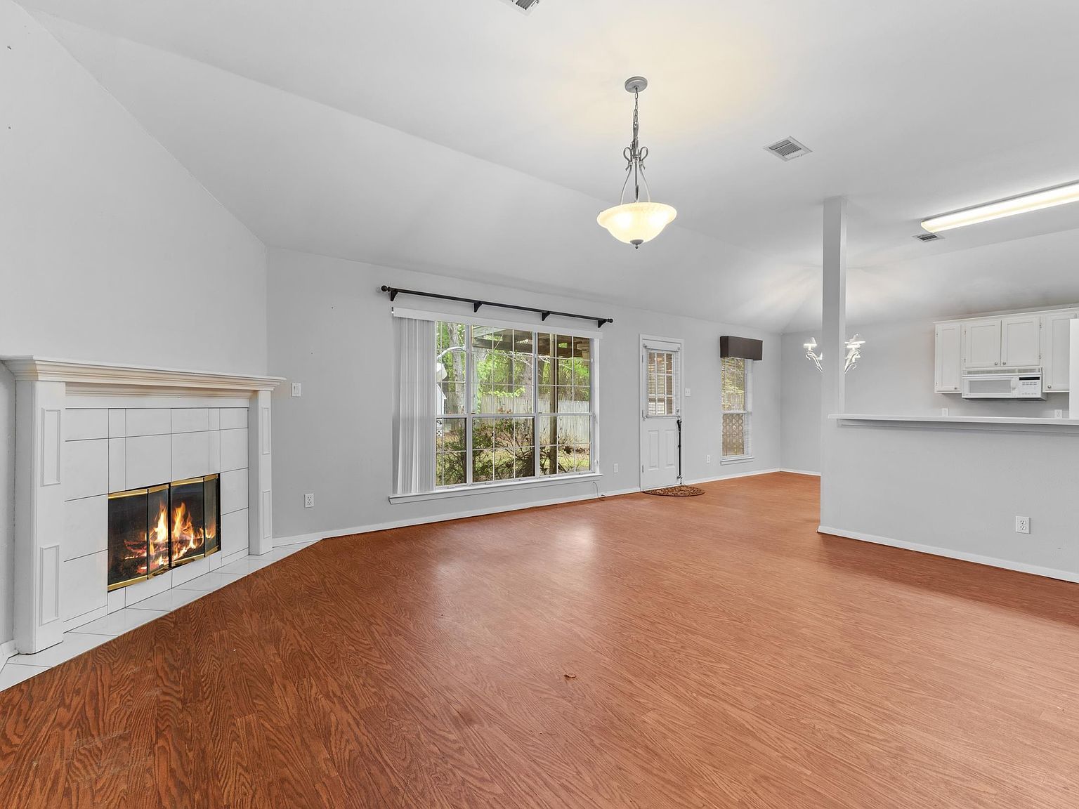 2525 Peabody Dr Conway, AR 72032 - Thumbnail 3