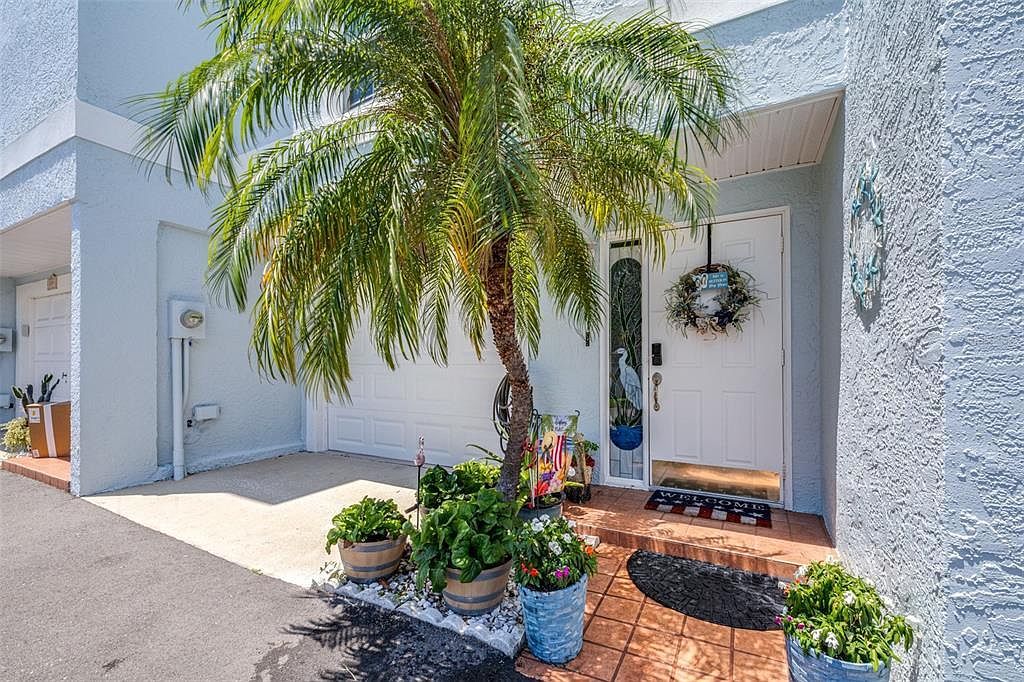 751 Pinellas Bayway S APT 208 Tierra Verde, FL 33715 - Thumbnail 3