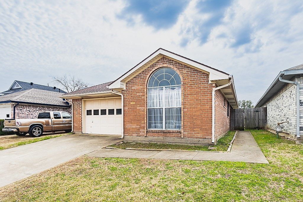 9716 Pinehurst Ln Dallas, TX 75227 - Thumbnail 3