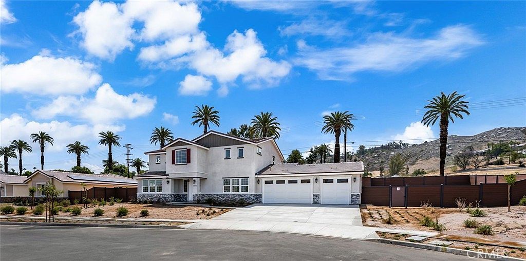 5978 Copperfield Ave Riverside, CA 92506 - Thumbnail 3