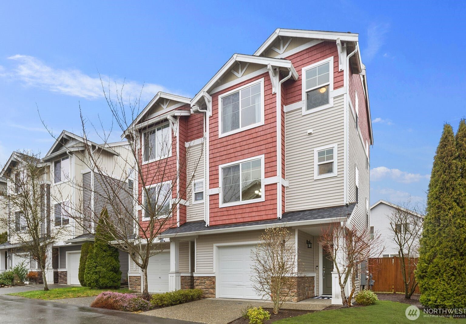 401 126th Pl SE #B Everett, WA 98208 - Thumbnail 3