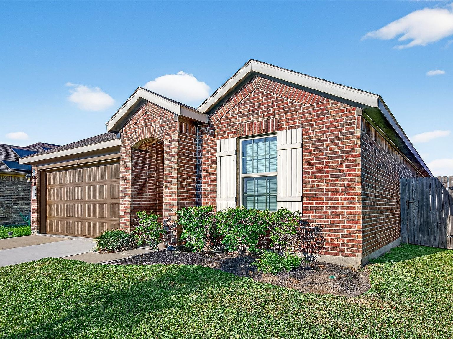 8219 Oakleaf Meadow Ct Rosharon, TX 77583 - Thumbnail 3