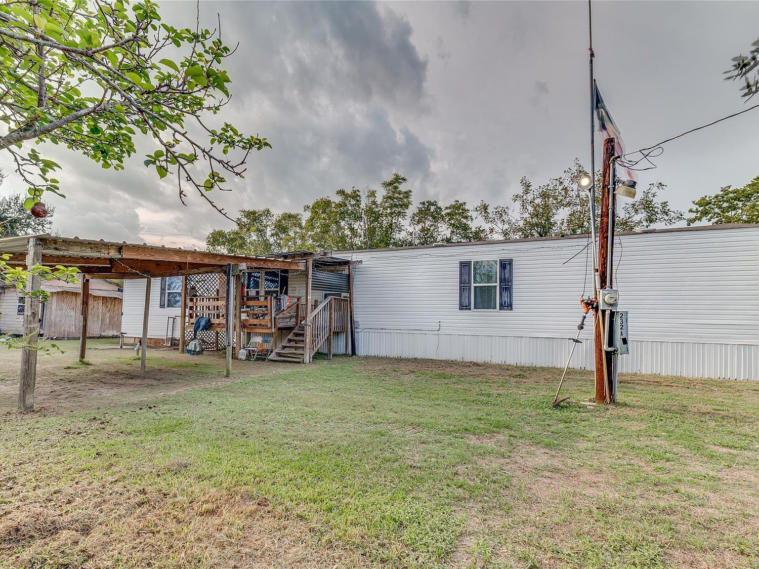 232 S Kerr Rd Wharton, TX 77488 - Thumbnail 3