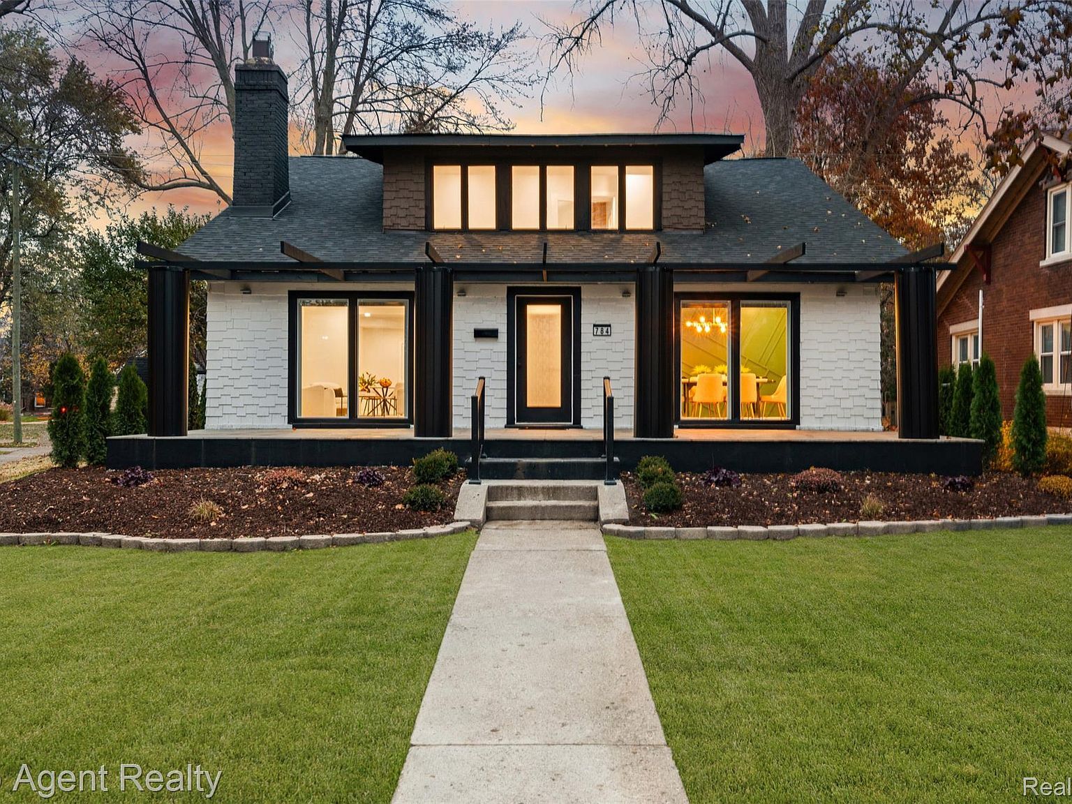 784 Barrington Rd Grosse Pointe Park, MI 48230 - Thumbnail 3