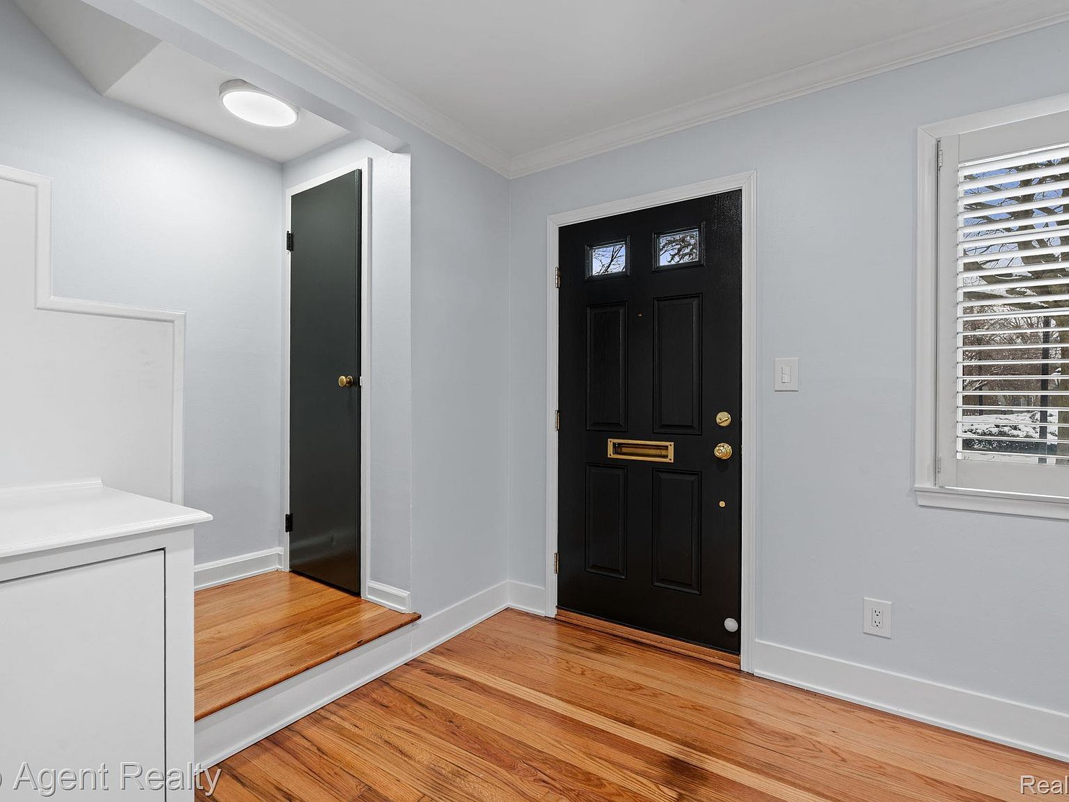 1724 Graefield Rd Birmingham, MI 48009 - Thumbnail 3