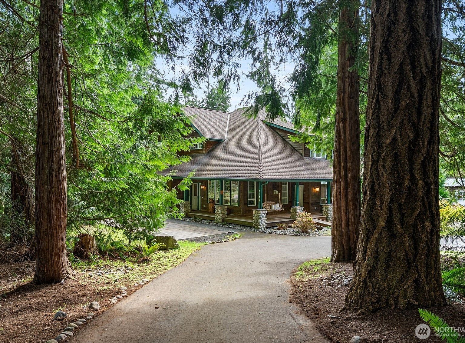 7139 NE Dolphin Dr Bainbridge Island, WA 98110 - Thumbnail 3