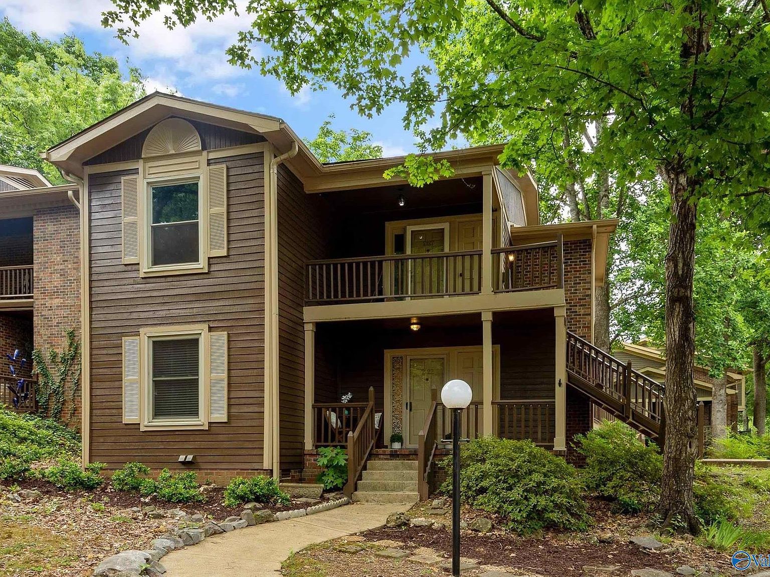 2122 Belle Grove Dr SW Huntsville, AL 35802 - Thumbnail 3