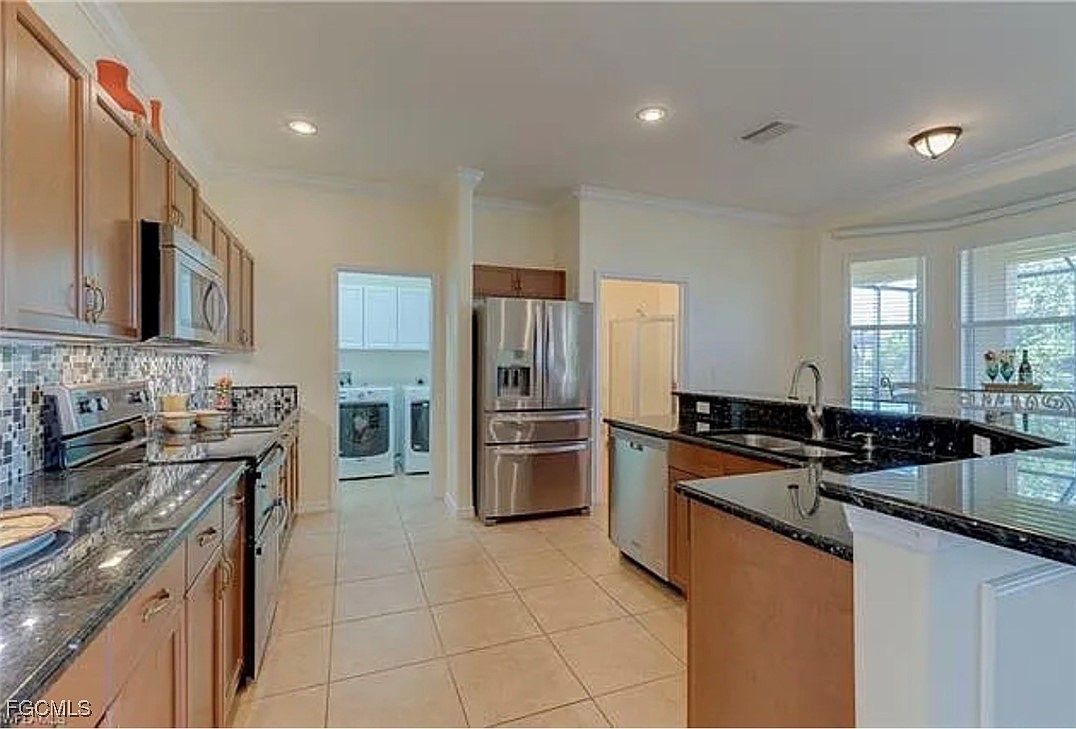 4577 Fairloop Run Lehigh Acres, FL 33973 - Thumbnail 3