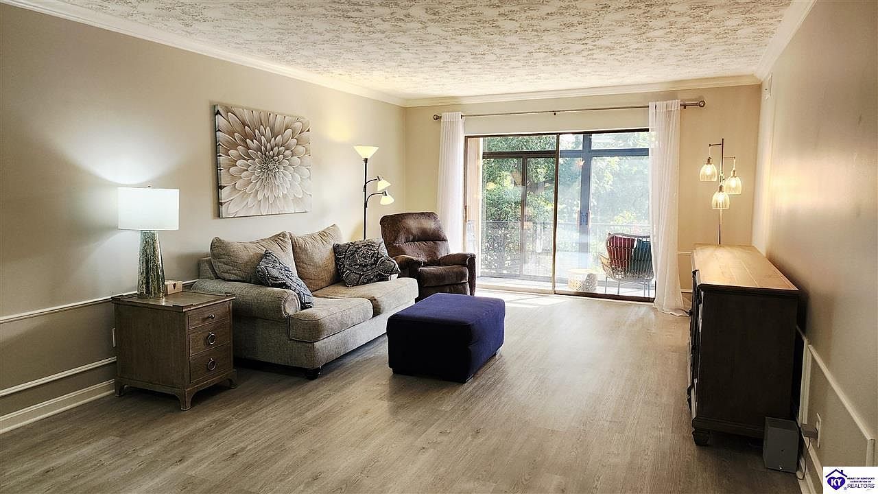 1600 Gardiner Ln Louisville, KY 40205 - Thumbnail 3