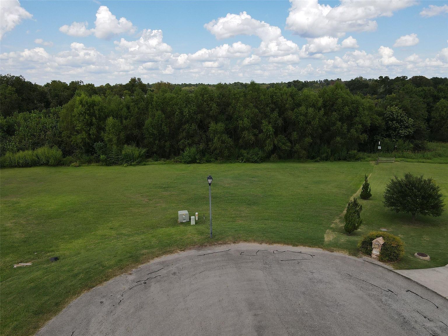 143 Anna Springs Ln Montgomery, TX 77356 - Thumbnail 3