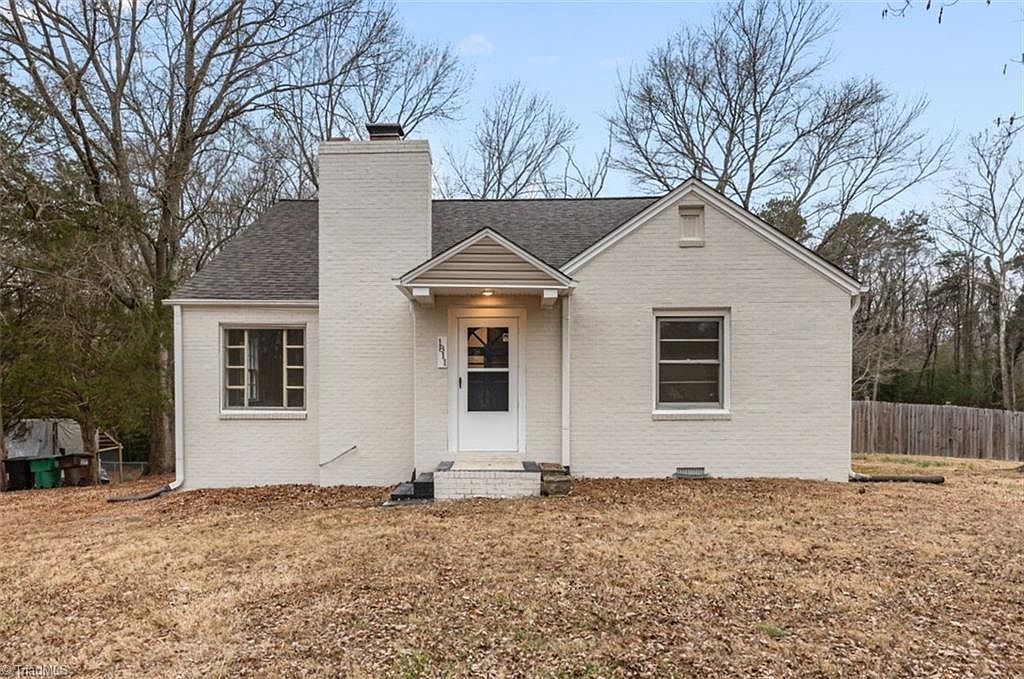 1811 Lazy Ln High Point, NC 27265 - Thumbnail 3