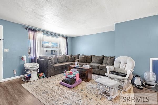 802 Bonanza Ave Chubbuck, ID 83202 - Thumbnail 3