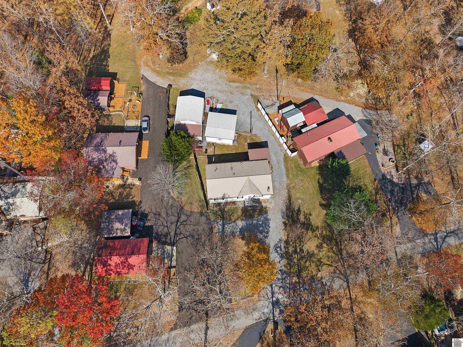 408 Shoreline Drive New Concord, KY 42076 - Thumbnail 3