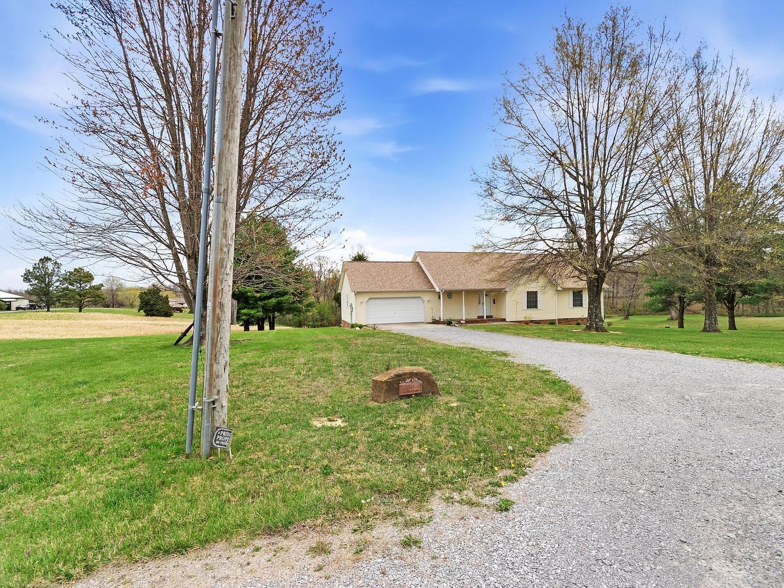 150 Lakeview Dr Marion, KY 42064 - Thumbnail 3