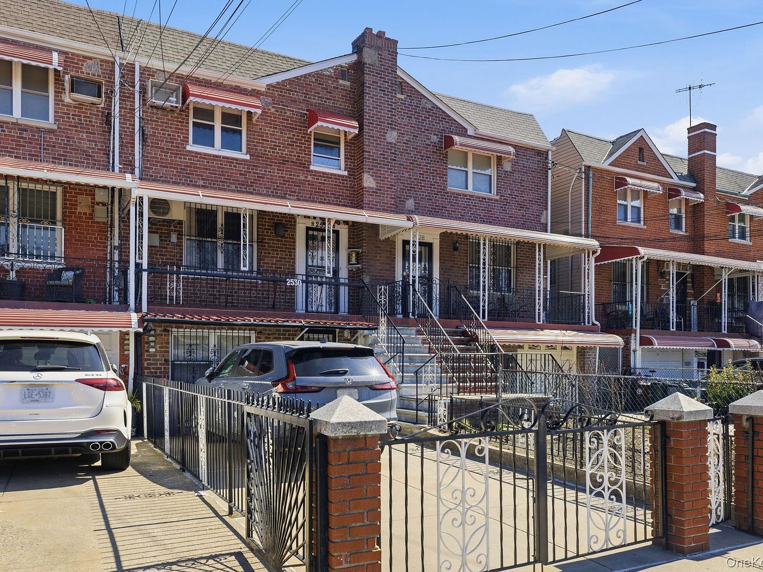 2530 Bronxwood Ave Bronx, NY 10469 - Thumbnail 3