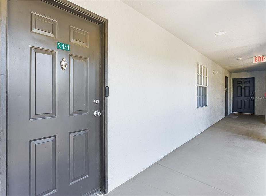 14013 Fairway Island Dr APT 434 Orlando, FL 32837 - Thumbnail 3