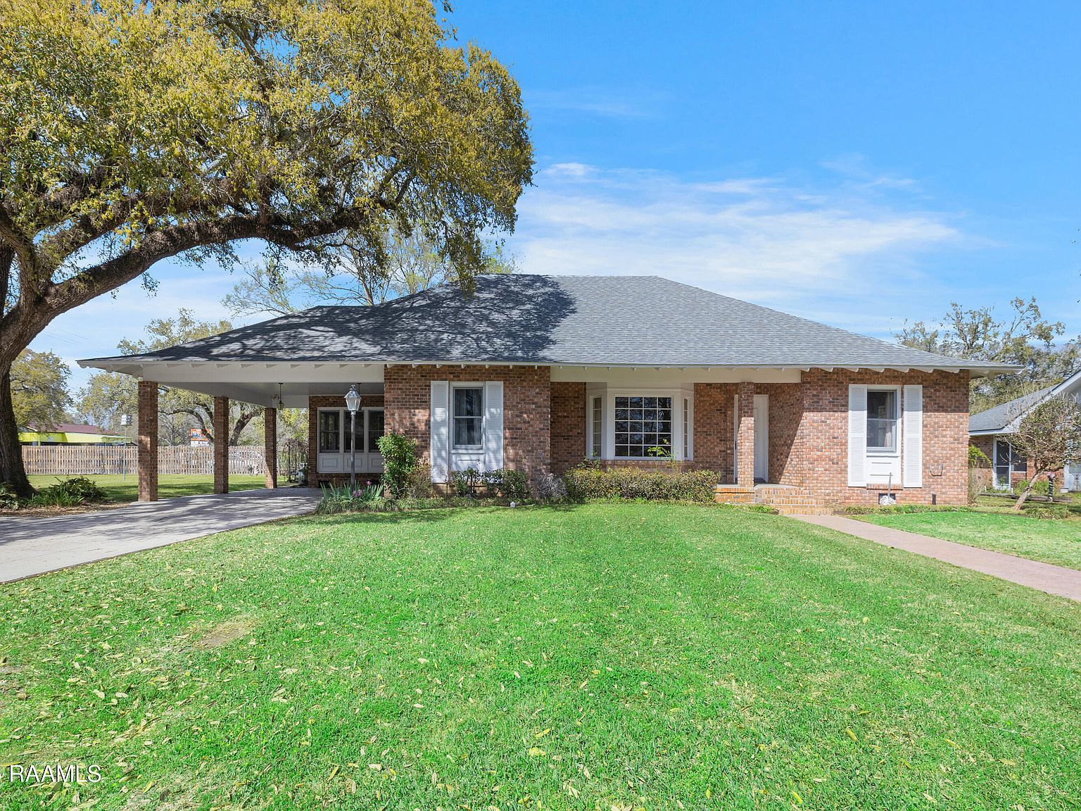 109 Burdin St Saint Martinville, LA 70582 - Thumbnail 3