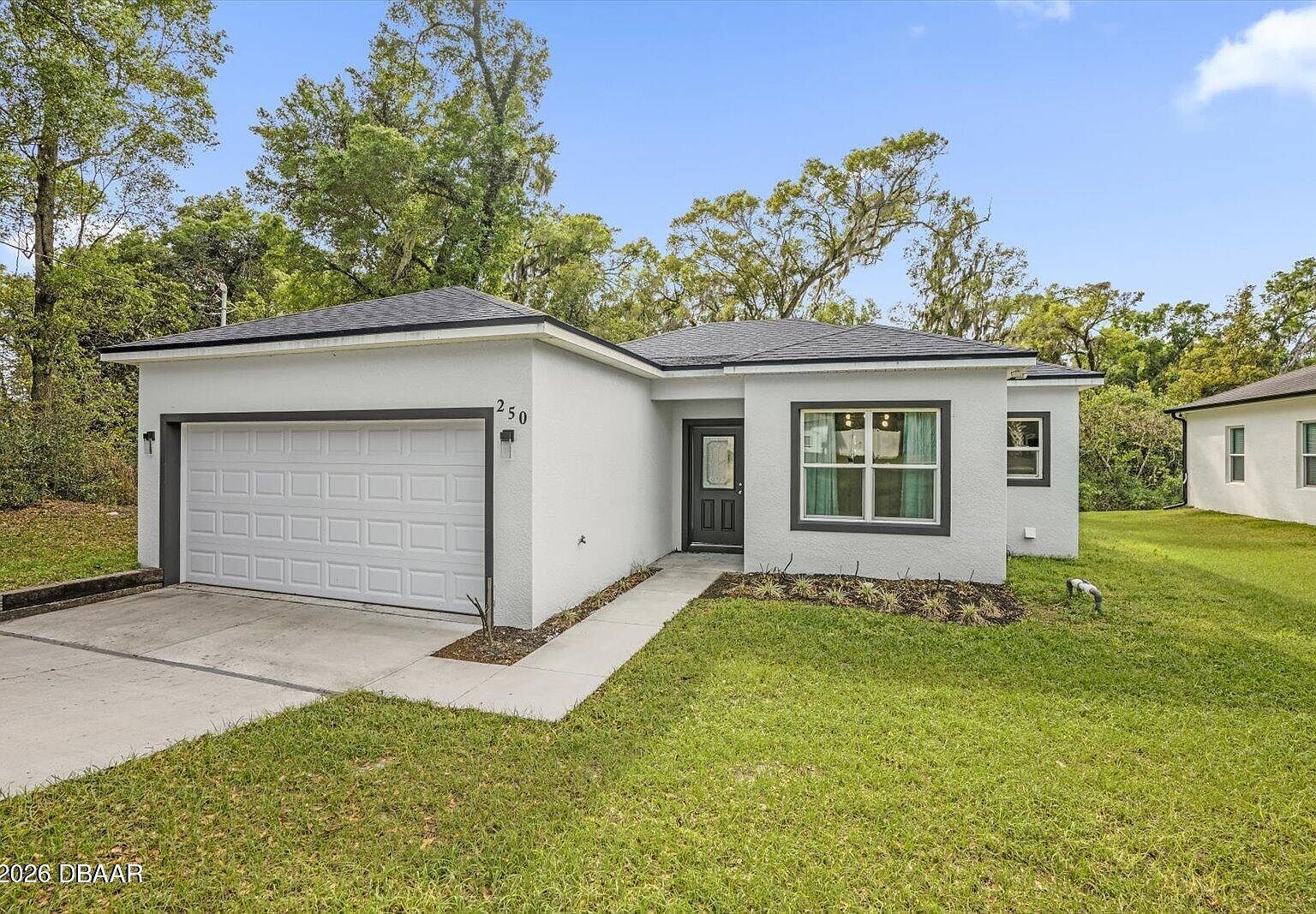 250 S Virginia Ave Deland, FL 32724 - Thumbnail 3