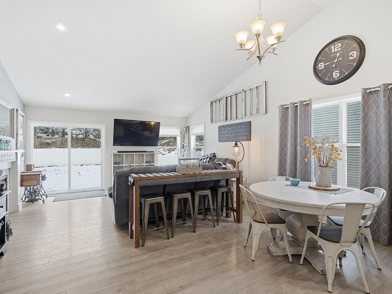 18064 Gleaming Ct Lakeville, MN 55044 - Thumbnail 3