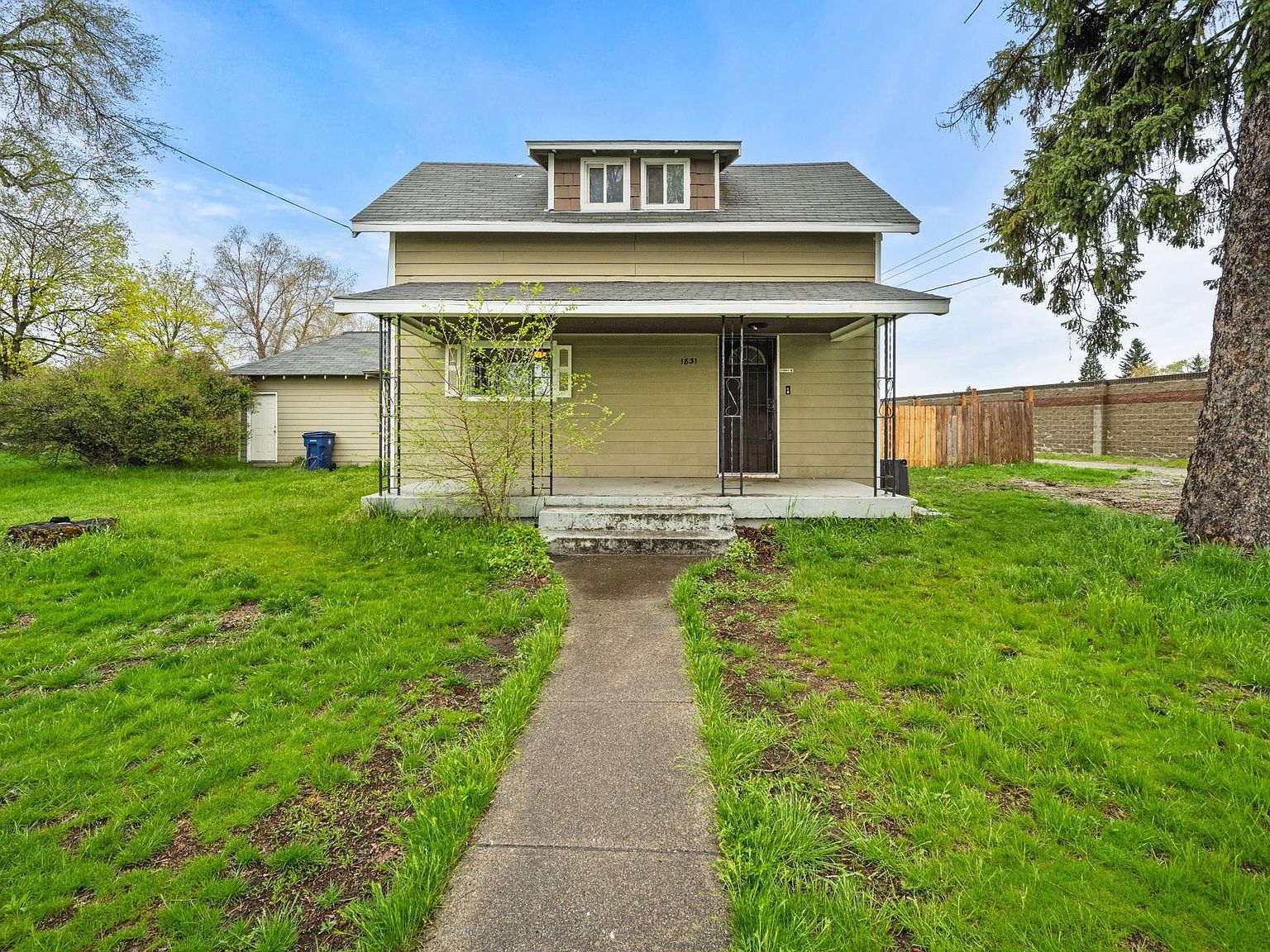 1831 N Woodruff Rd Spokane, WA 99206 - Thumbnail 3