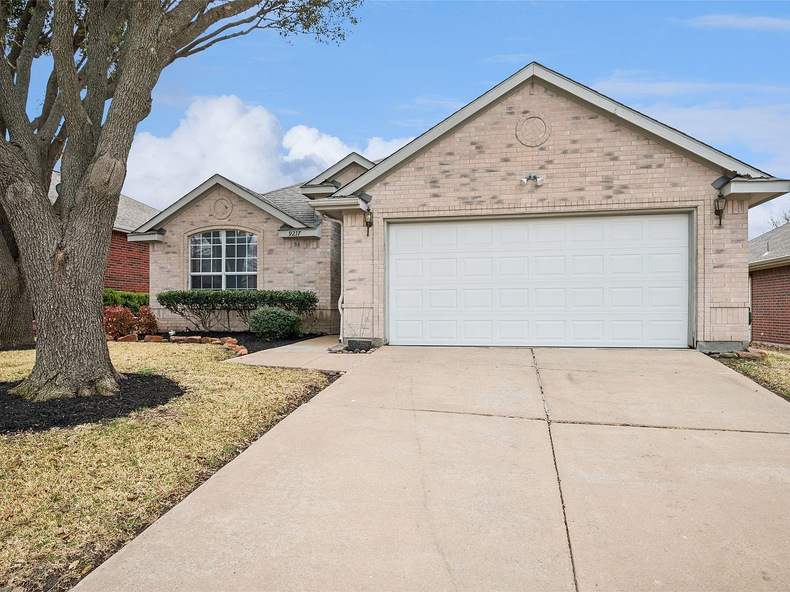 9217 Newport Ln McKinney, TX 75071 - Thumbnail 3