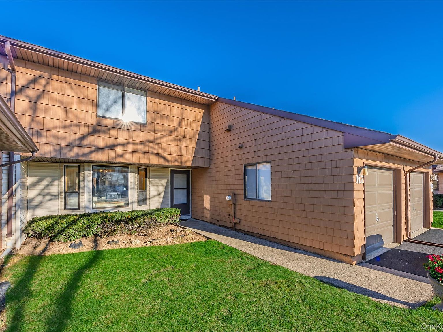 117 Scarlett Dr Commack, NY 11725 - Thumbnail 3