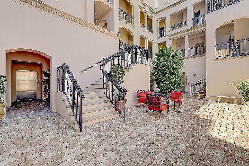 525 N Orange Ave STE 202 Sarasota, FL 34236 - Thumbnail 3