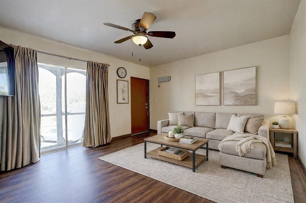 2304 Ringling Blvd APT 217 Sarasota, FL 34237 - Thumbnail 3