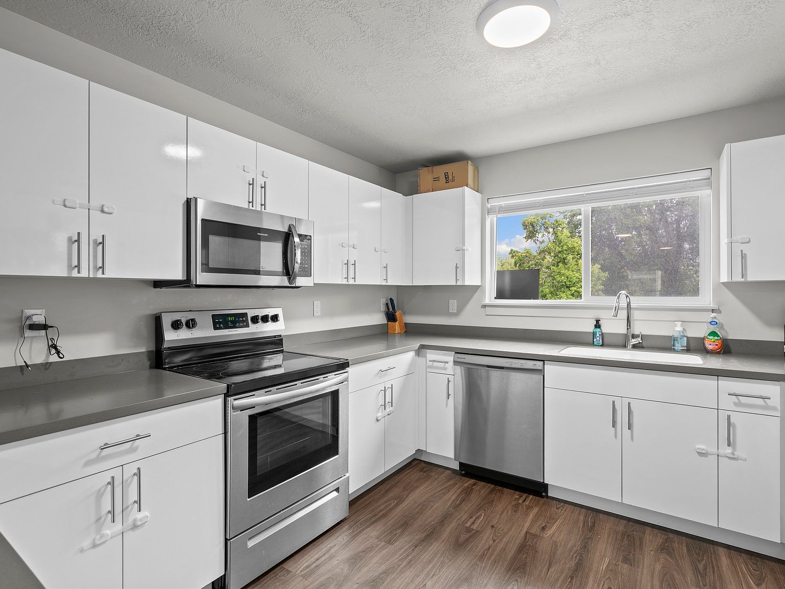 64 W 600 S #C205 Springville, UT 84663 - Thumbnail 3