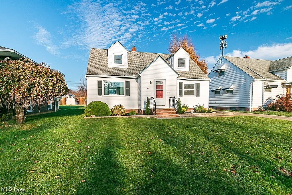 271 E 312th St Willowick, OH 44095 - Thumbnail 3