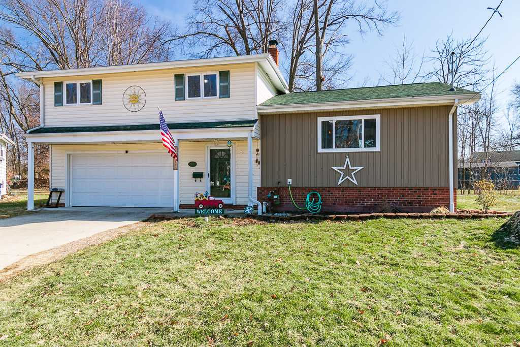 1635 Luanna Drive, Eastlake, OH, USA, 44095 - Thumbnail 2