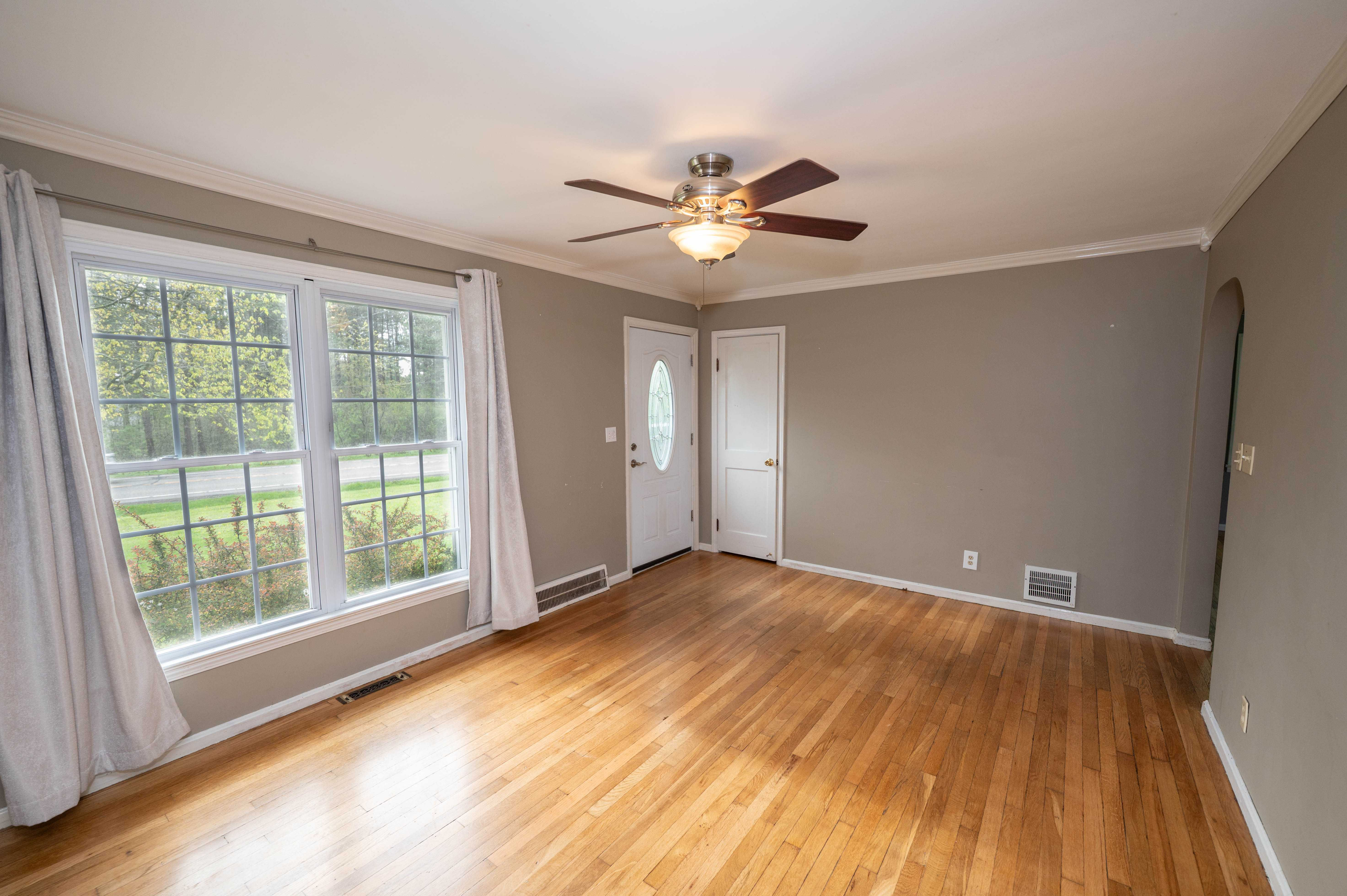 11612 Wilson Mills Road, Chardon, OH, USA, 44024 - Thumbnail 5