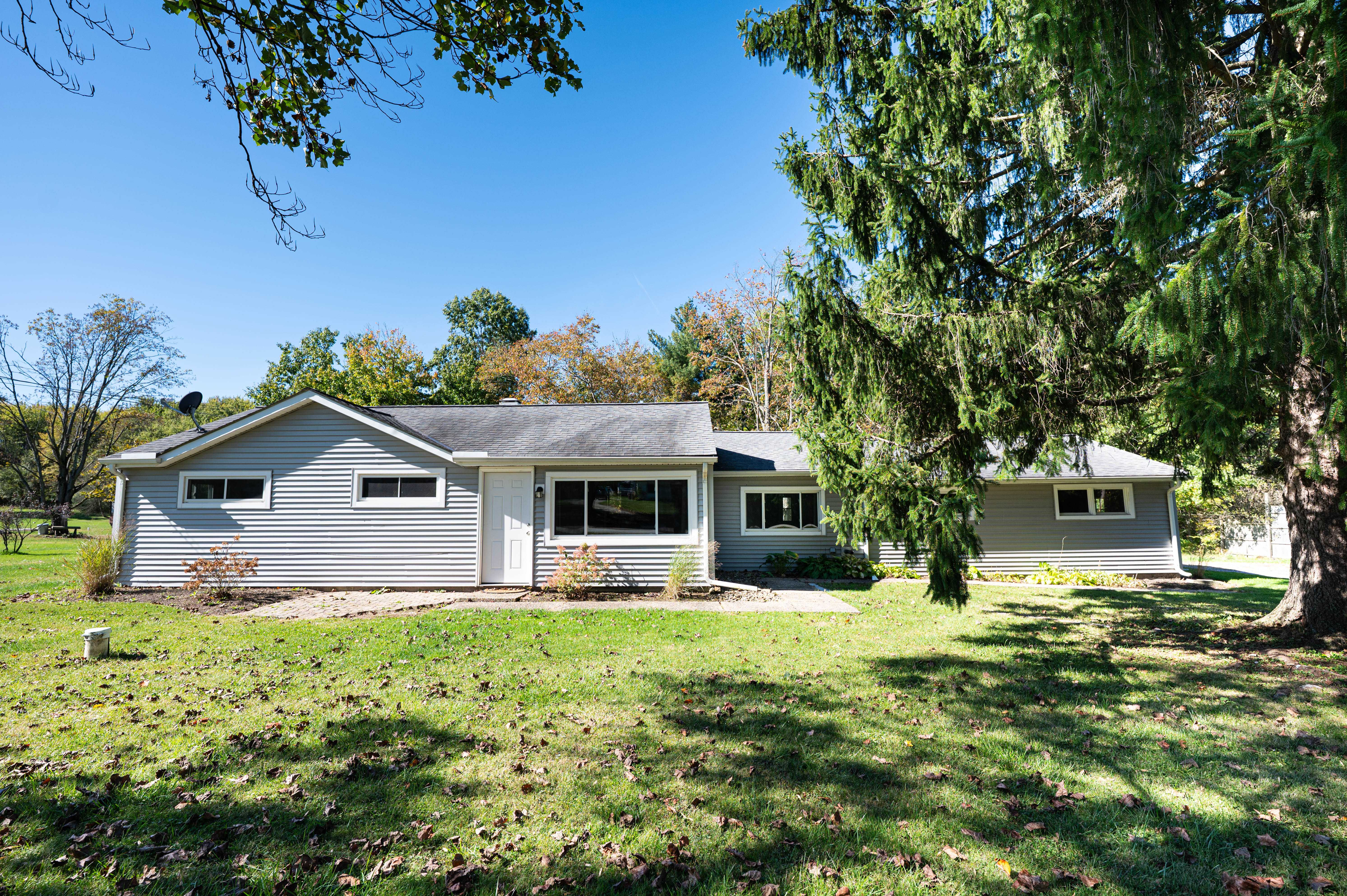 15840 Grace Street, Newbury Township, OH, USA, 44065 - Thumbnail 3