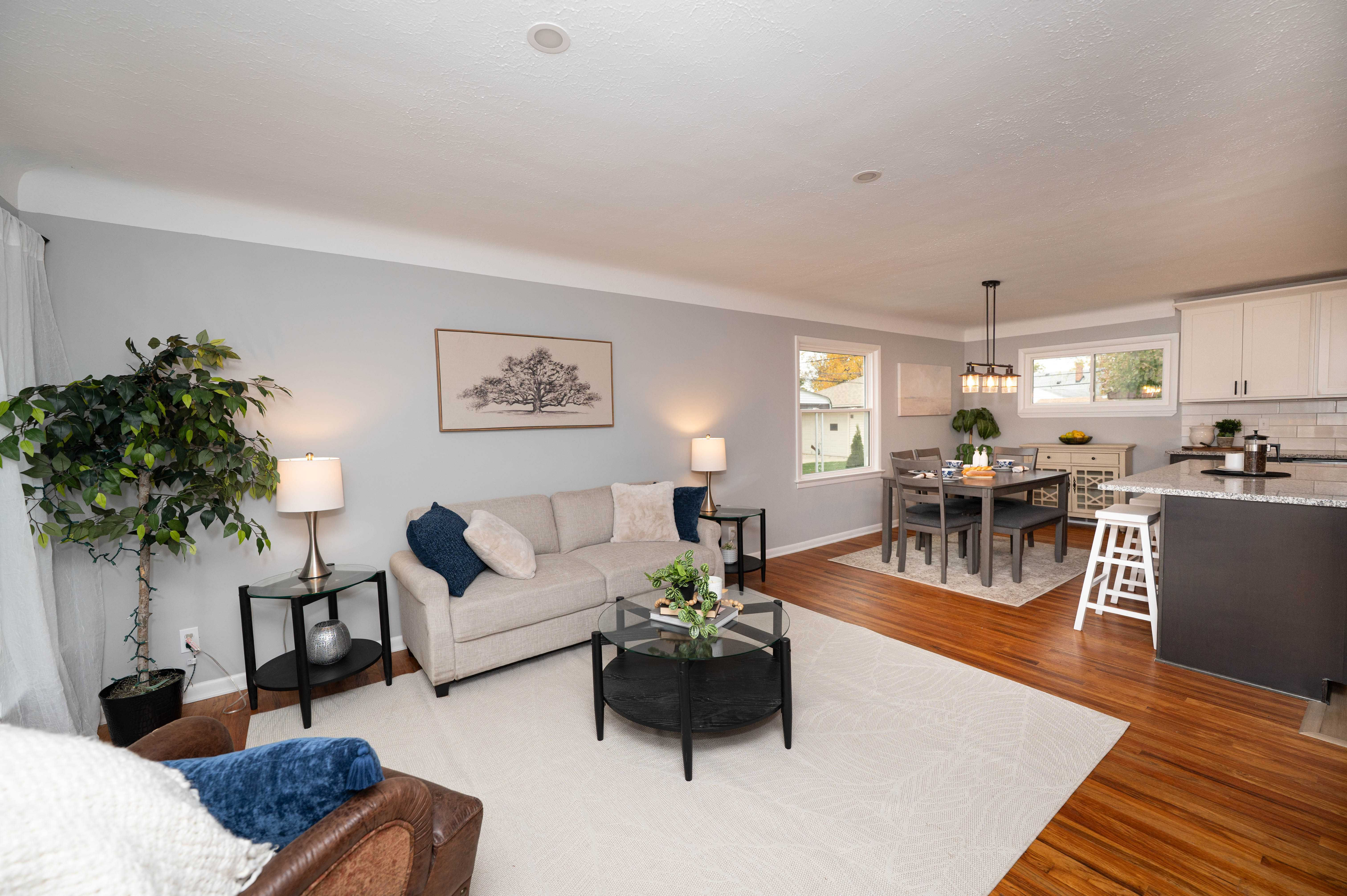 730 Glenhurst Road, Willowick, OH, USA, 44095 - Thumbnail 4