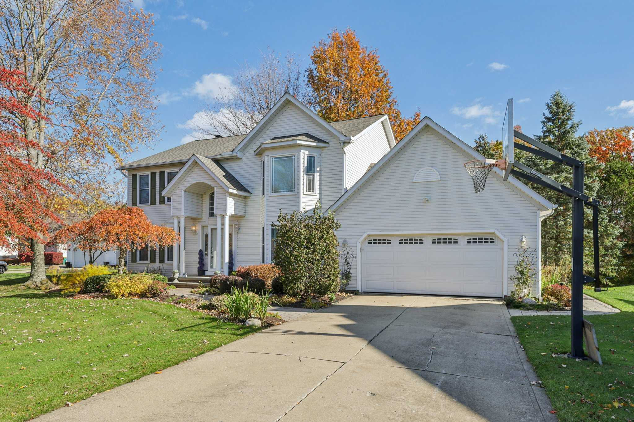 6495 Meadowbrook Drive, Mentor, OH, USA, 44060 - Thumbnail 3