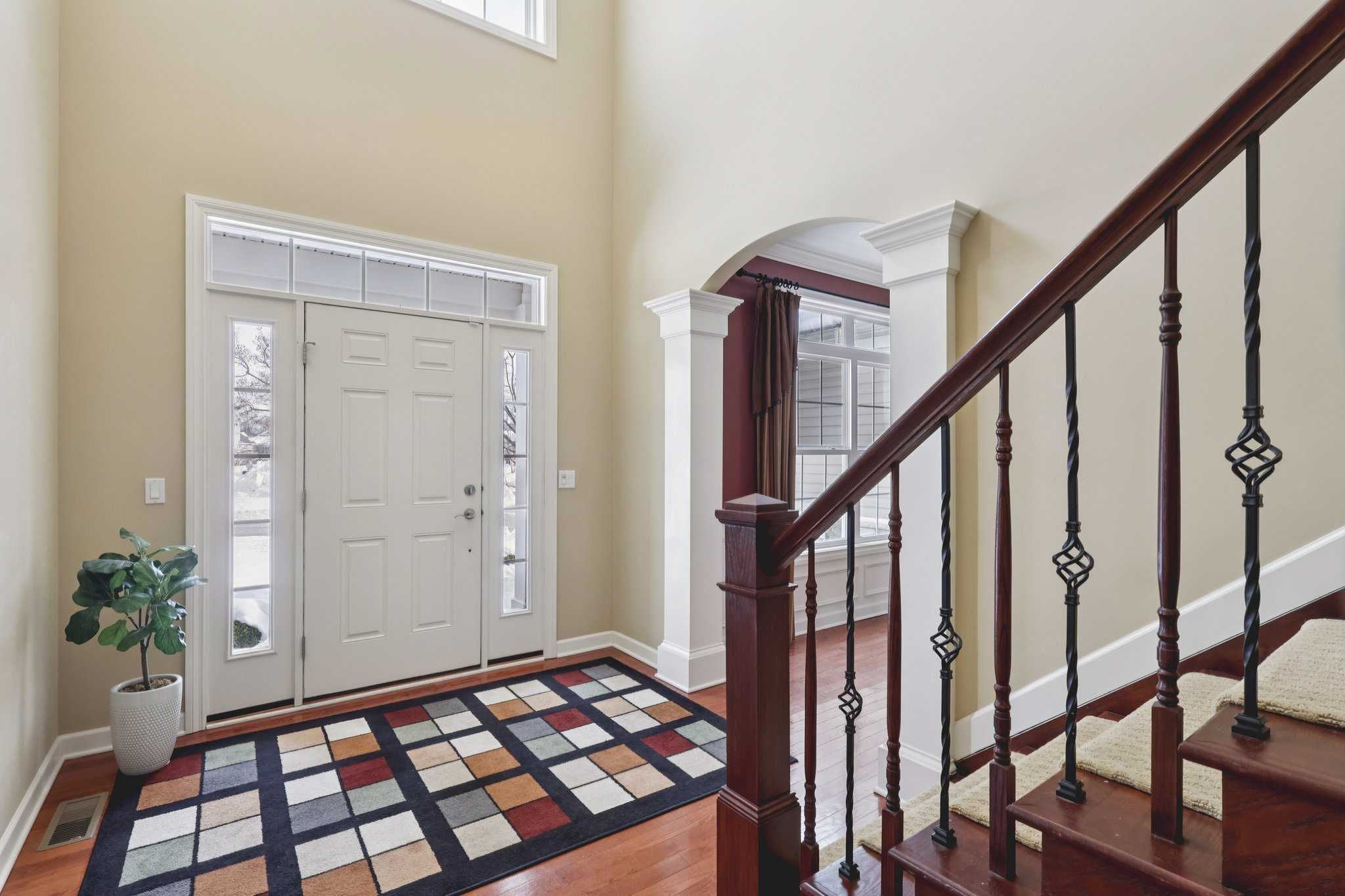 8234 Talbot Circle, Mentor, OH, USA, 44060 - Thumbnail 3