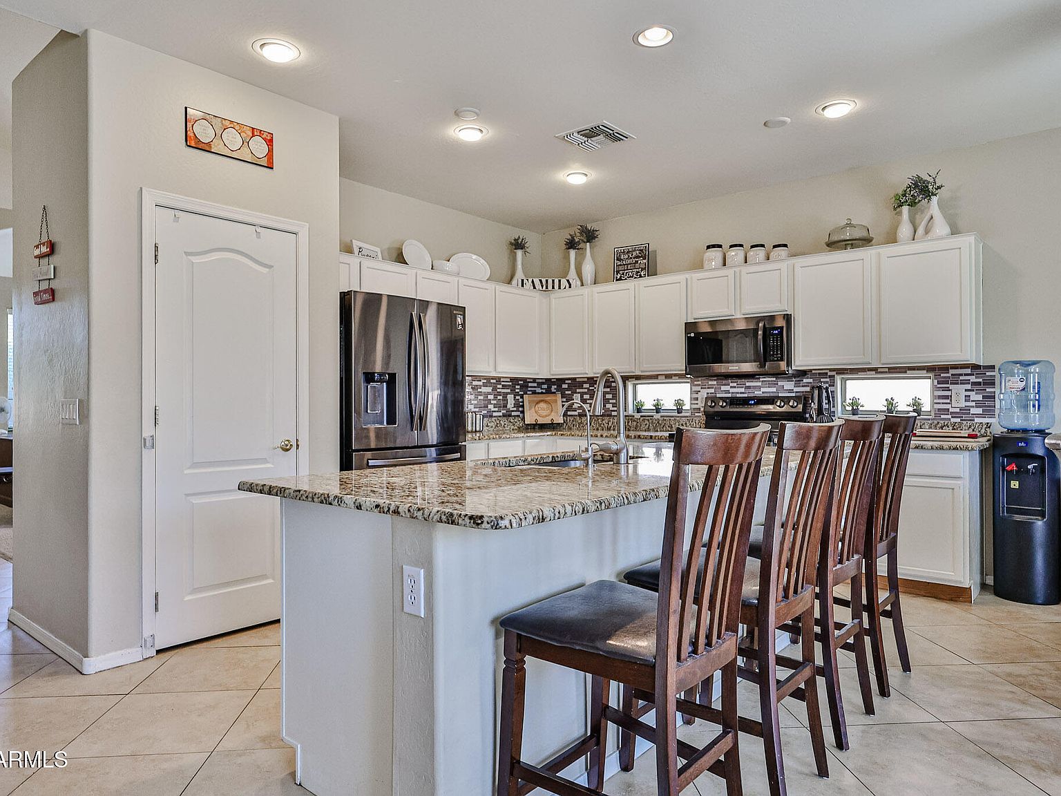 18047 W Caribbean Ln Surprise, AZ 85388 - Thumbnail 3