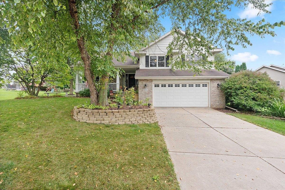 1171 Carriage Dr Sun Prairie, WI 53590 - Thumbnail 3