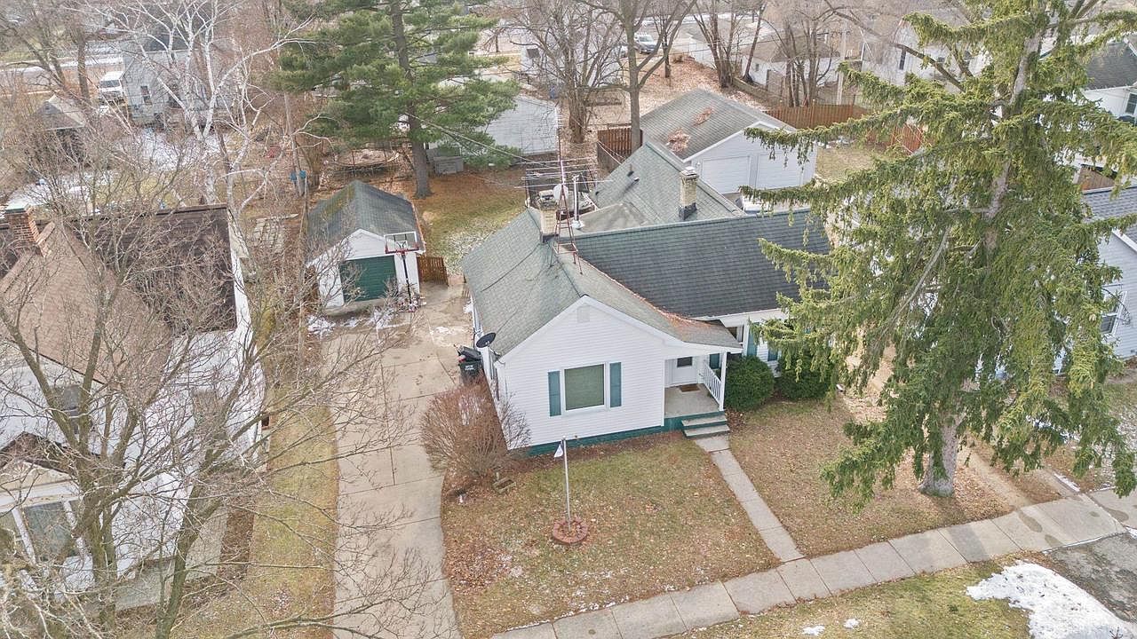 218 W Emmett St Portage, WI 53901 - Thumbnail 3