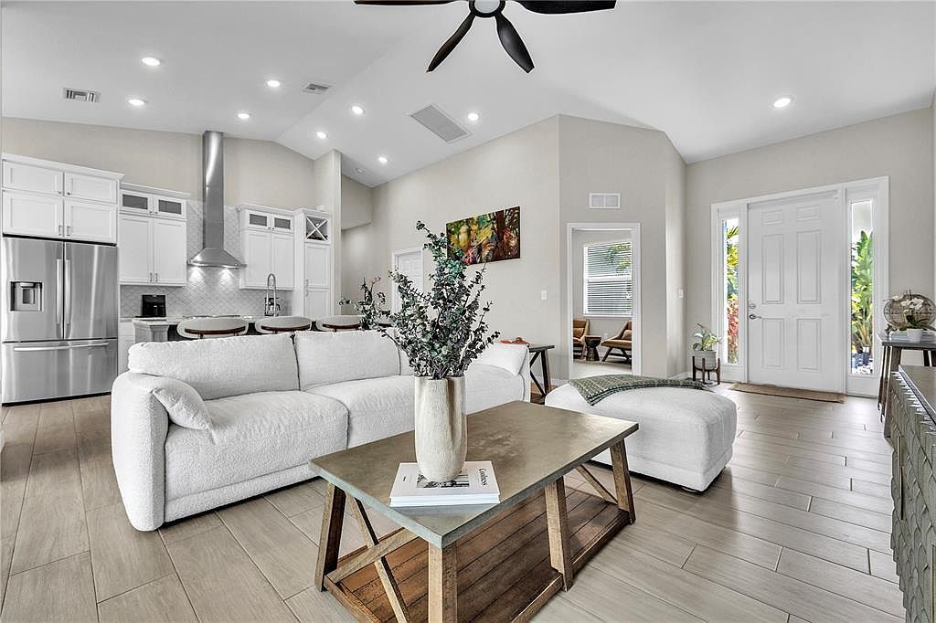 13252 Pace Cir Port Charlotte, FL 33981 - Thumbnail 3