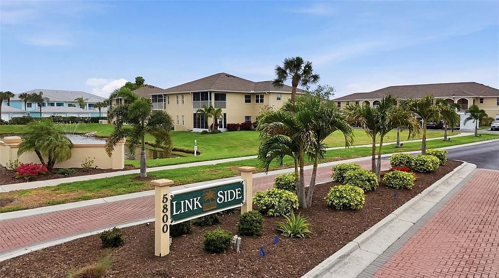 5800 Sabal Trace Dr APT 801 North Port, FL 34287 - Thumbnail 3