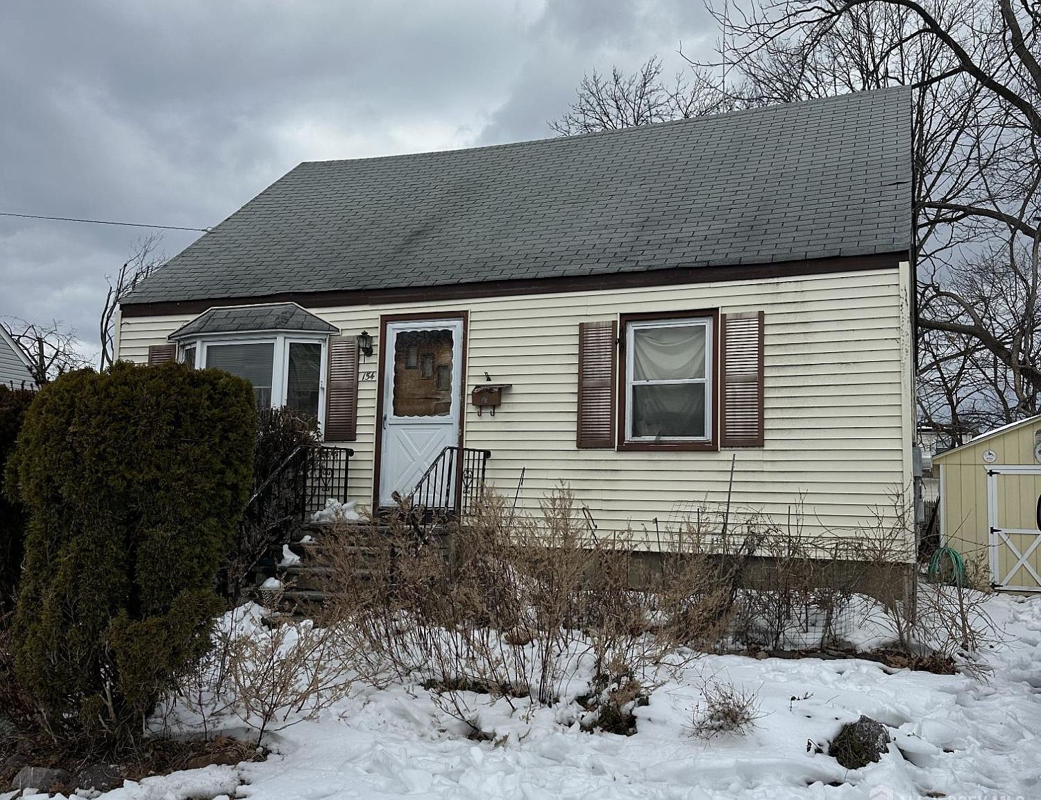 154 Oak Manor Pkwy South Plainfield, NJ 07080 - Thumbnail 3