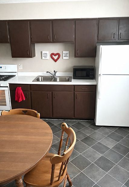 1207 Orchard Rd Bloomington, IL 61704 - Thumbnail 3