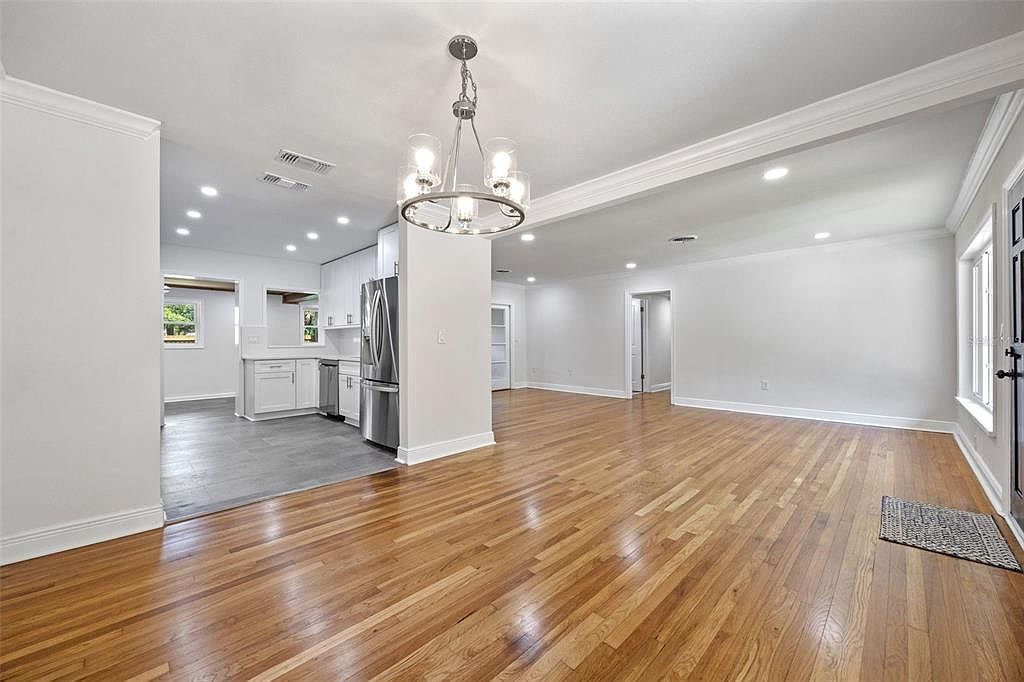 805 Nottingham St Orlando, FL 32803 - Thumbnail 3